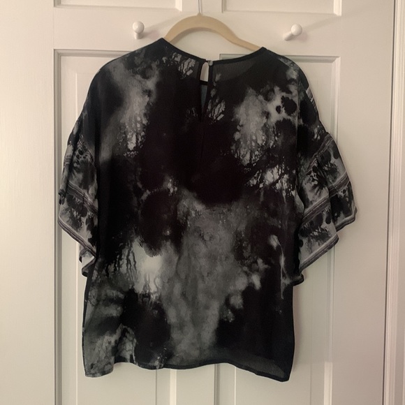 Conditions Apply loose fit crepe tie dye blouse. - Picture 4 of 6